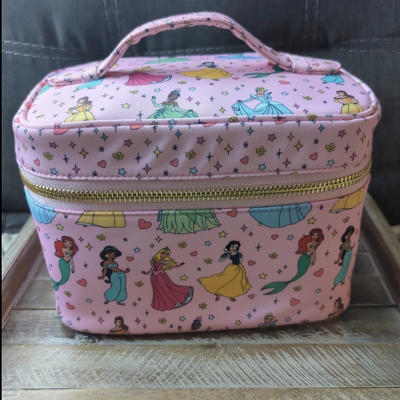 ***SOLD*** Stoney Clover Lane Disney Princess Never stop Dreaming Vanity Bag - Picture 1 of 5